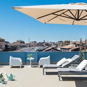 https://duomo-housing-catania.catania-hotels.net