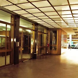 https://victoria-house.taorminaitalyhotels.com