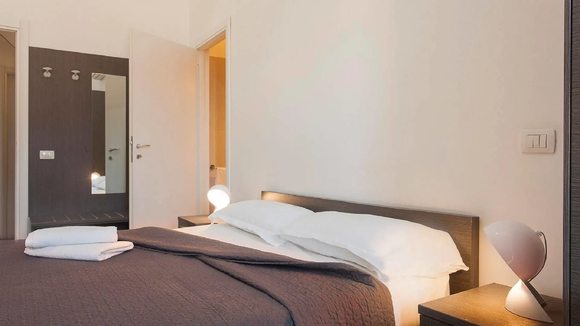 Suite Inn Κατάνια Πανσιόν